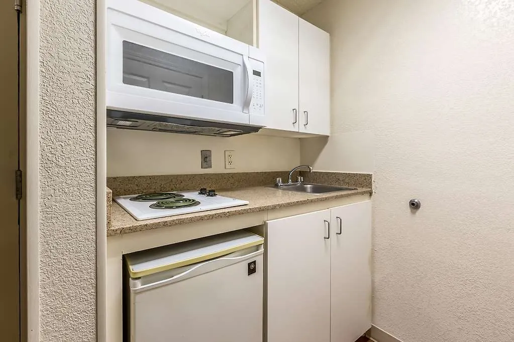 ** Hotel Hometowne Studios St. Louis - Airport/ N Lindbergh Hazelwood United States