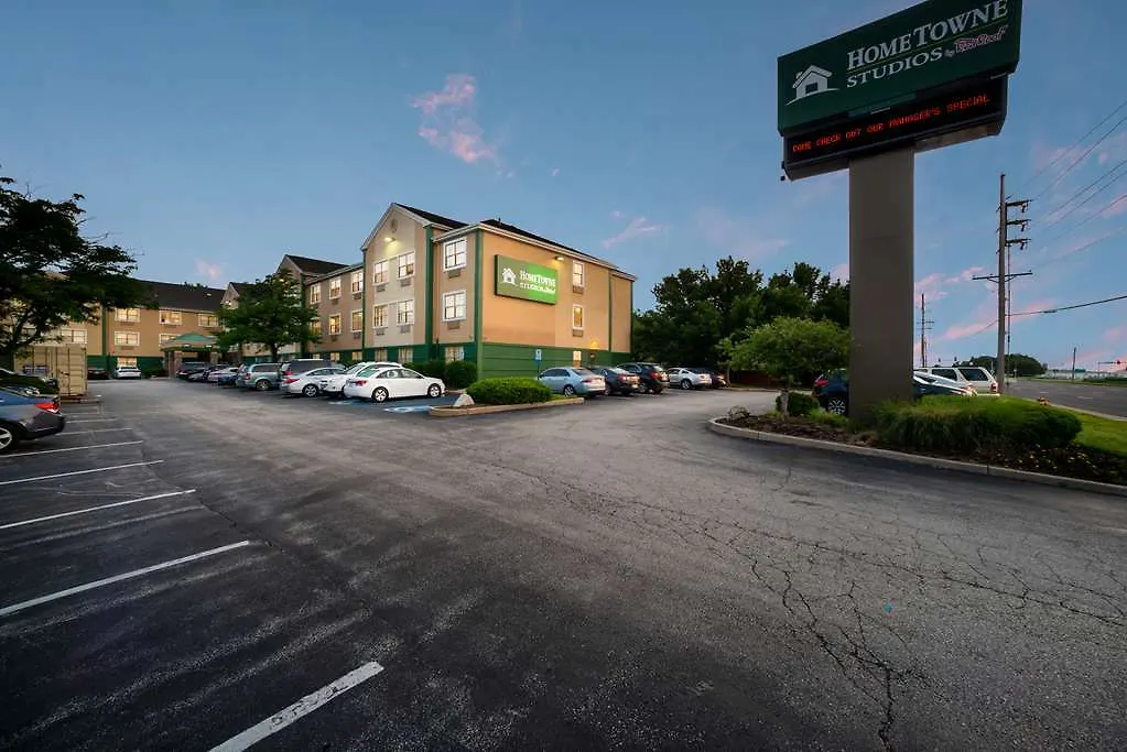 Hotel Hometowne Studios St. Louis - Airport/ N Lindbergh Hazelwood