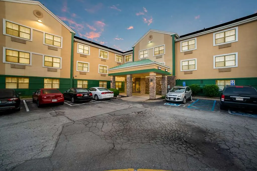 ** Hotel Hometowne Studios St. Louis - Airport/ N Lindbergh Hazelwood USA
