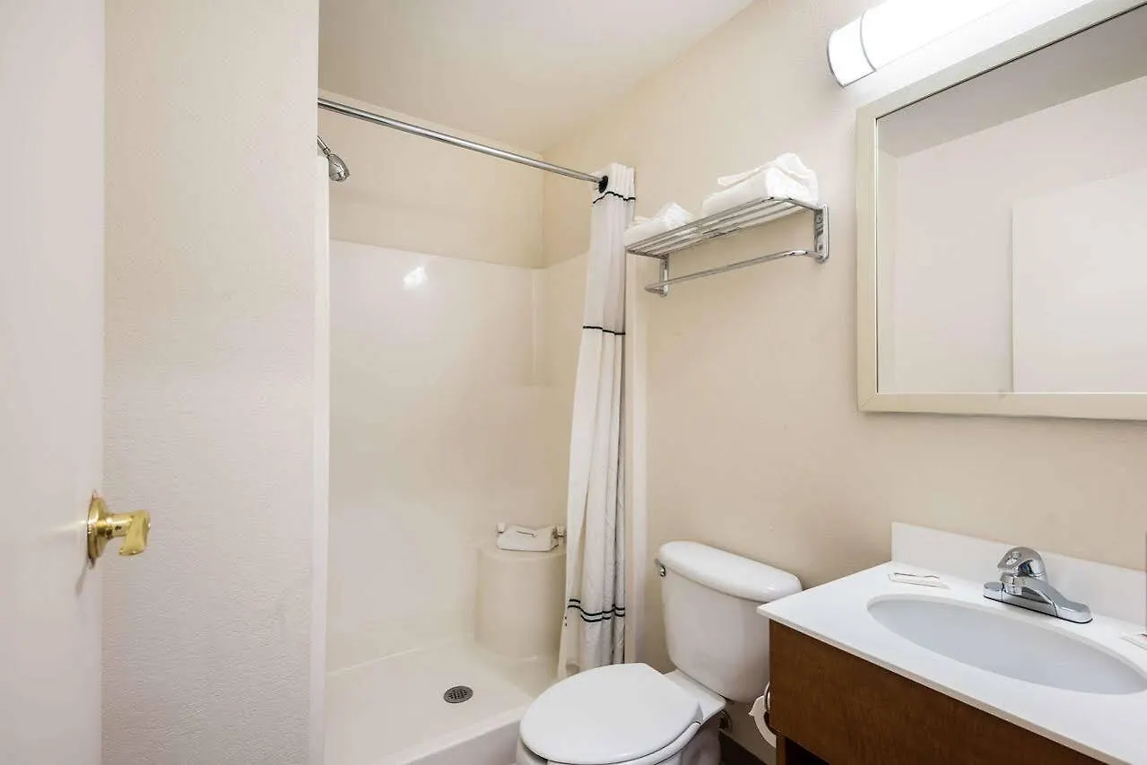 Hotel Hometowne Studios St. Louis - Airport/ N Lindbergh Hazelwood